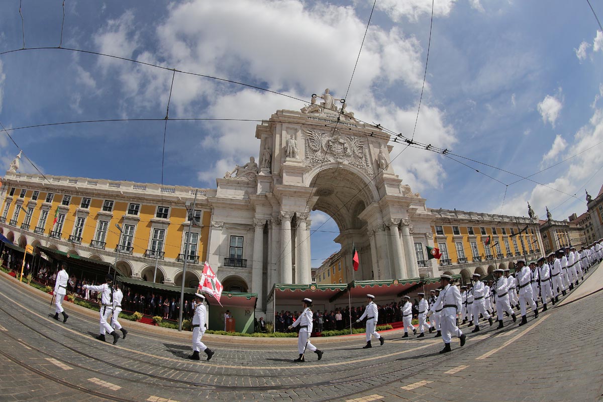 10 de junho entre Lisboa e Paris