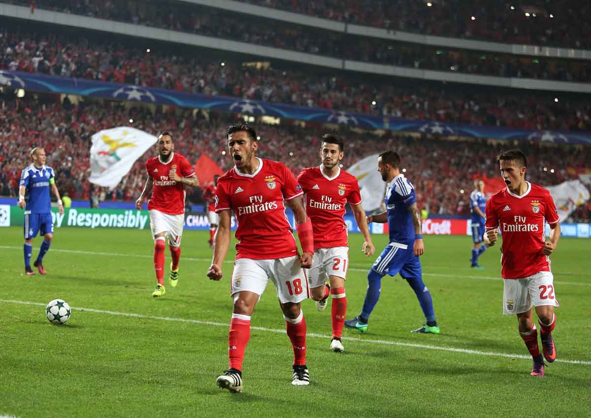 Benfica vence Dínamo de Kiev e ascende ao segundo lugar do grupo