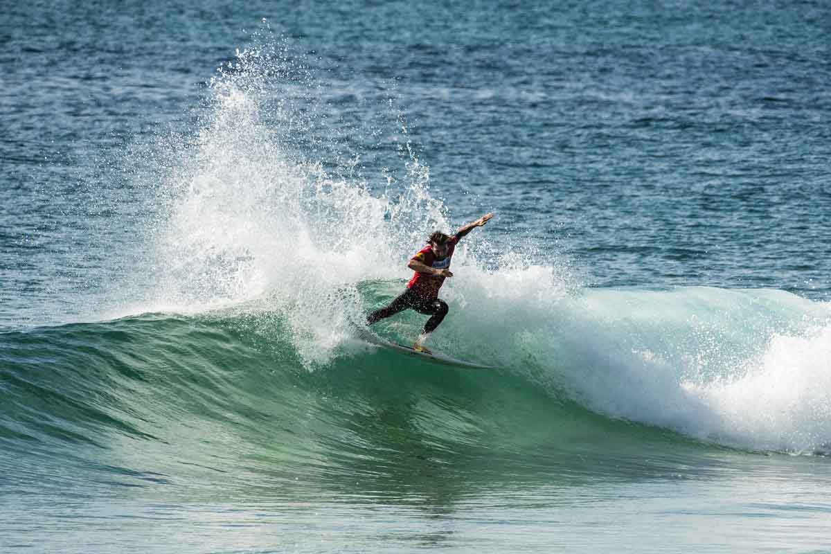 Frederico Morais qualificado para a elite mundial de surf de 2017