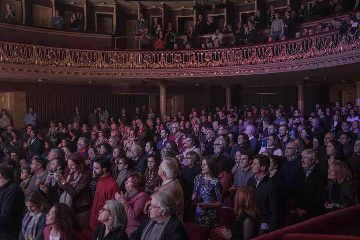 PASSADO E PRESENTE – LISBOA, CAPITAL IBERO-AMERICANA DE CULTURA 2017  – Gisela João, Yomira Jonh e Mariela Condo no espetáculo de abertura.