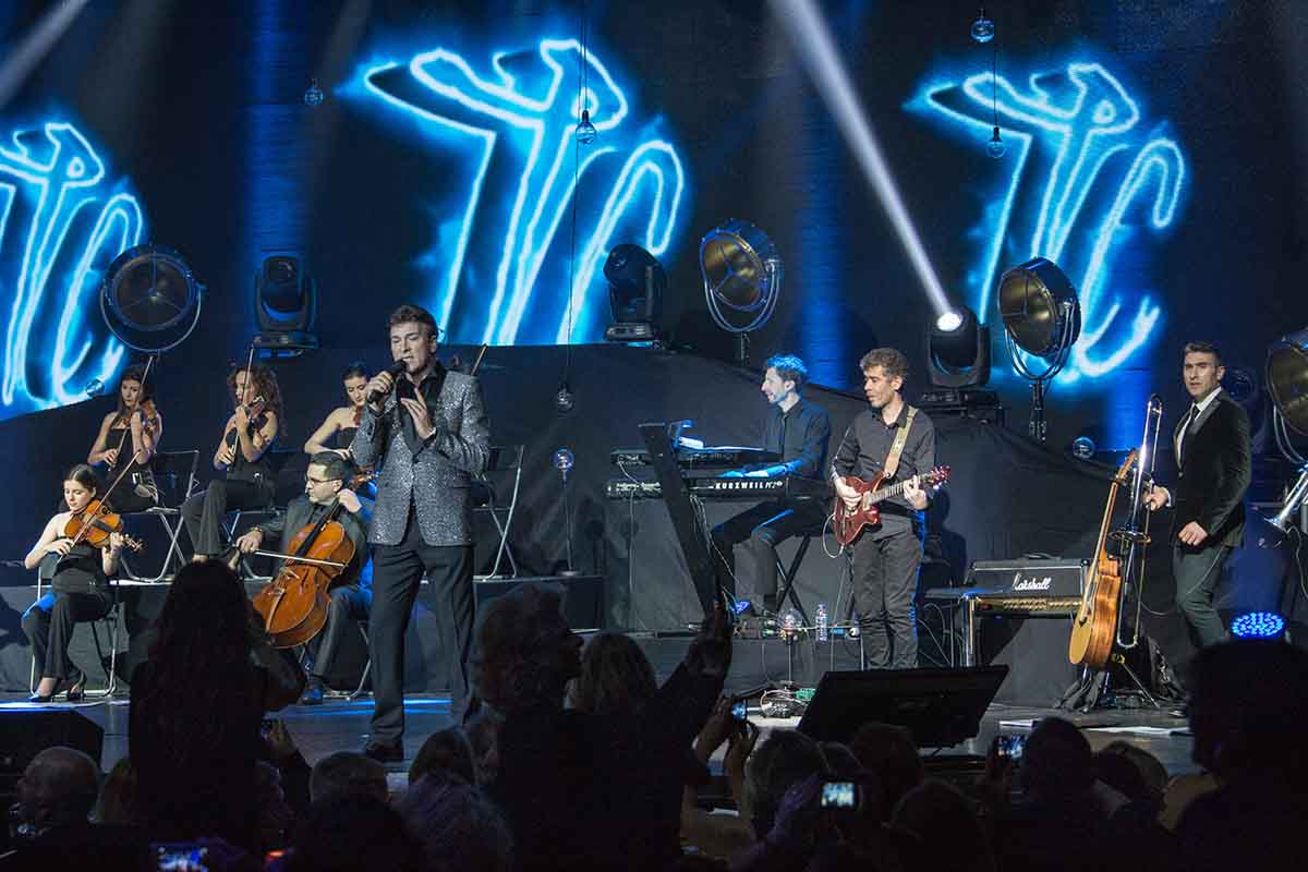 TONY CARREIRA: Concerto de Guimarães já está esgotado