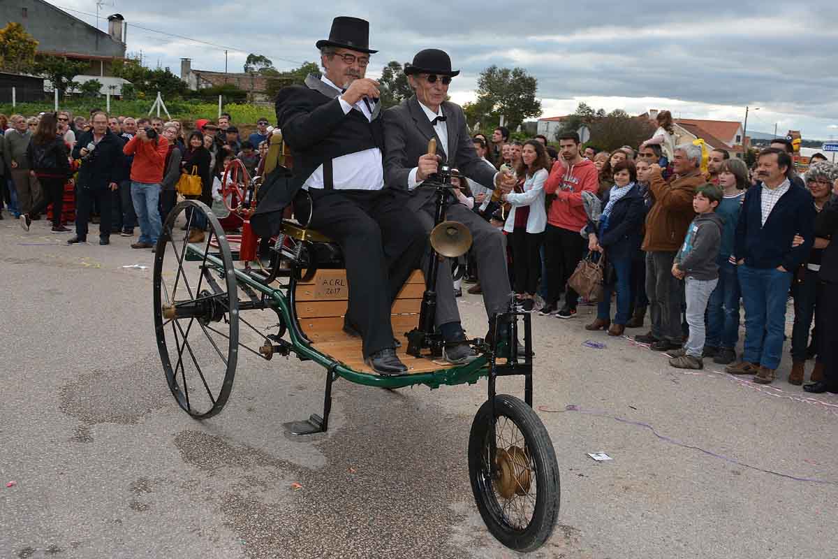 Carnaval da Linhaceira – um exemplo de imaginação, engenho e muita dedicação