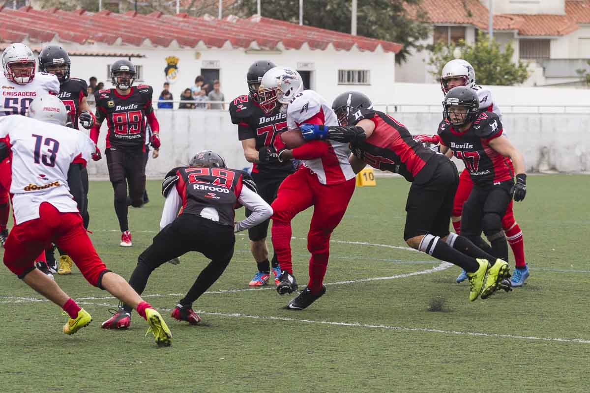 Futebol Americano – ser solidário