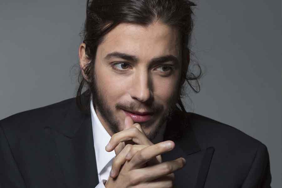 Salvador Sobral estreia-se em salas icónicas de Lisboa, Porto, Coimbra e Braga