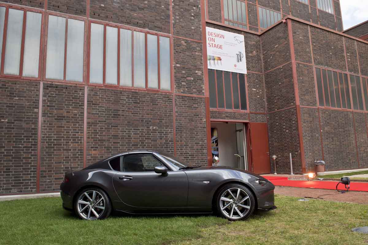 Mazda MX-5 RF recebe distinção “Red Dot”