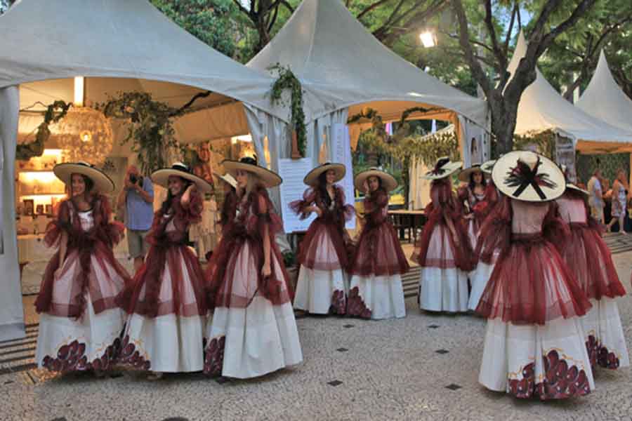 Festa do Vinho da Madeira – O tributo ao precioso néctar e à sua importância socioeconómica.