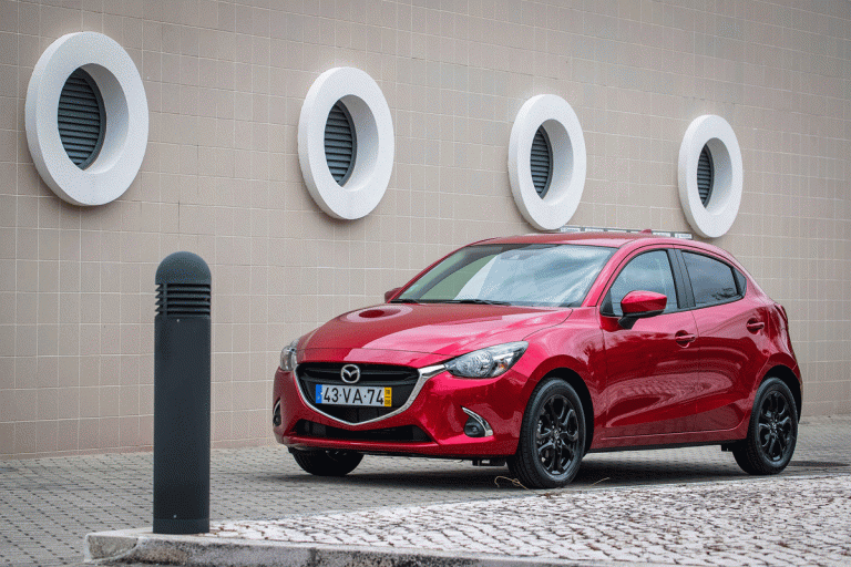 Novo Mazda2 Advance