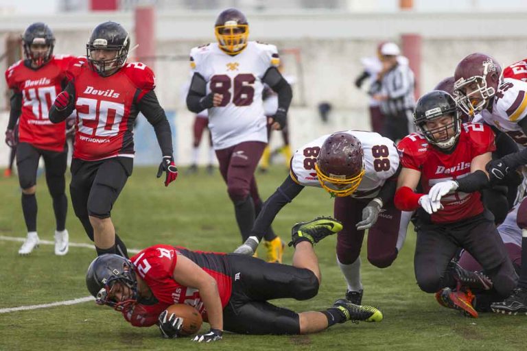 Futebol Americano – Lisboa Devils 51-6 Paredes Lumberjacks.