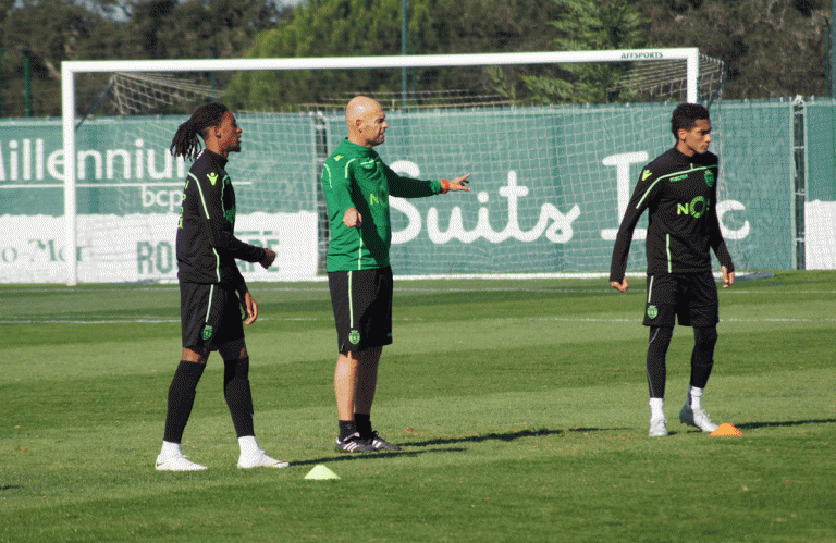 Marcel Keizer orientou hoje o primeiro treino da equipa do Sporting