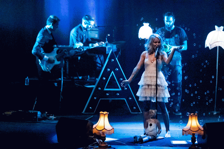 Aurea “arrasou” no Teatro Sá da Bandeira em Santarém