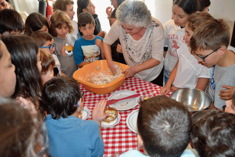 “NA COZINHA DOS PASSOS” ARRANCOU, ESTA MANHÃ, COM GRANDE ANIMAÇÃO, NA PONTA DO SOL