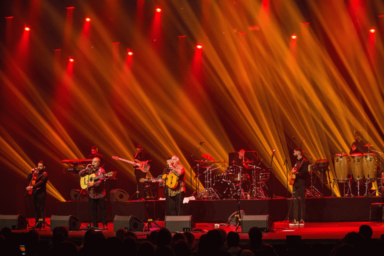 Gipsy Kings incendiaram o salão Preto e Prata do Casino Estoril