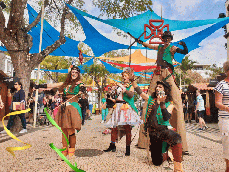 FOLIA CARNAVALESCA PROSSEGUE ESTE FIM-DE-SEMANA NA MADEIRA