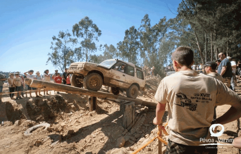 850 LAND ROVER’s E CERCA DE 5 000 PESSOAS PASSARAM POR RATES