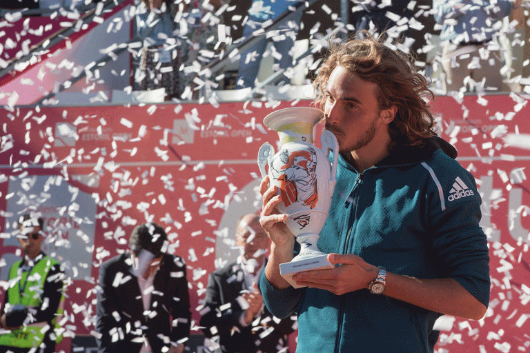 Stefanos Tsitsipas é o vencedor do Millenium Estoril Open