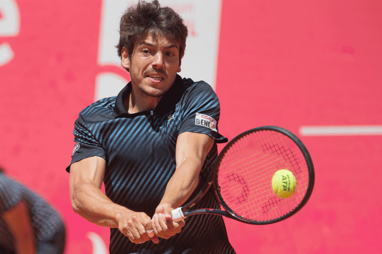 João Domingues dá que falar no Millenium Estoril Open