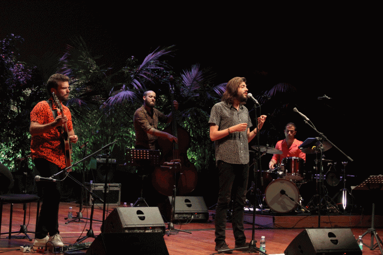 Concerto inaugural da Feira do Livro traz Salvador Sobral e Maria João