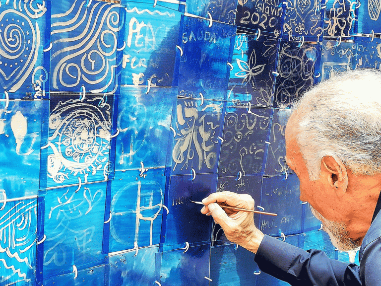 VITRAL DE AZULEJOS CONSTRUÍDO POR PORTUGUESES DO SOHO VAI FICAR EM PERMANÊNCIA NO CONSULADO GERAL DE PORTUGAL EM NOVA IORQUE