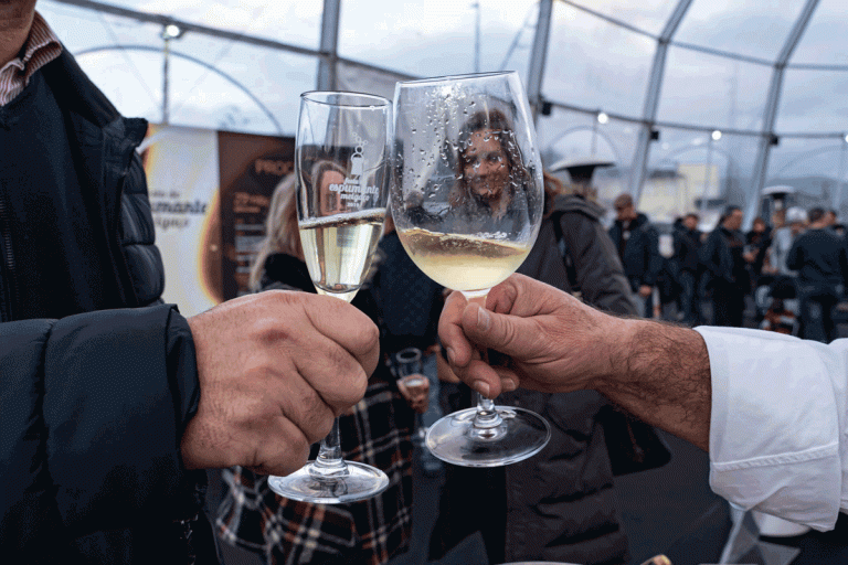 MELGAÇO CELEBRA O ESPUMANTE POR TRÊS DIAS CONSECUTIVOS NO LARGO DO MERCADO