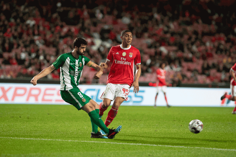 Rio Ave termina primeira parte a vencer na Luz