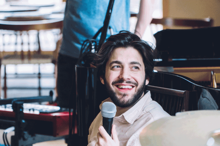 Salvador Sobral é nomeado aos Prémios Play 2020