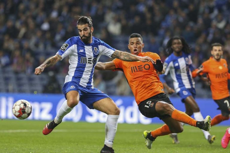 Porto empata no Dragão com o Rio Ave