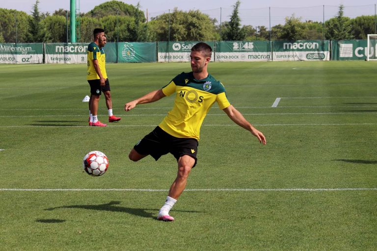 Sporting prepara jogo com o Santa Clara na Academia