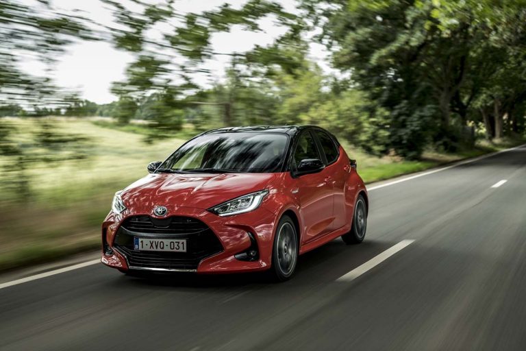 Toyota lança o Novo Yaris, pensado para a vida urbana