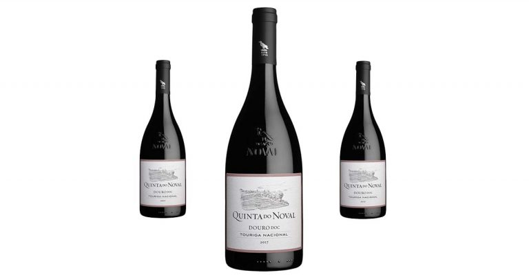 Quinta do Noval Touriga Nacional 2017 : sutil e de grande delicadeza aromática