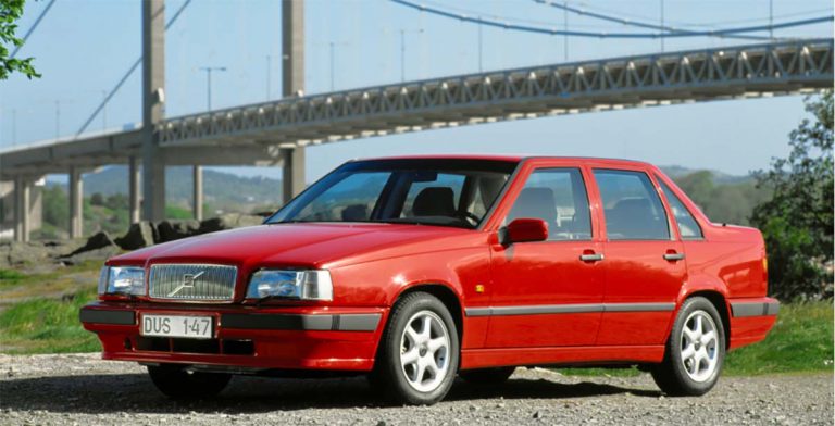 Volvo 850 celebra este ano o seu 30º aniversário