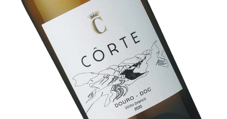 Côrte Branco 2020 para os brindes de verão com sabor a Douro