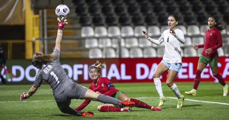 Seleção portuguesa de futebol feminino goleia Israel por 4-0