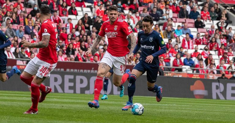 Hat Trick de Darwin dá vitória folgada ao Benfica frente à Belenenses SAD