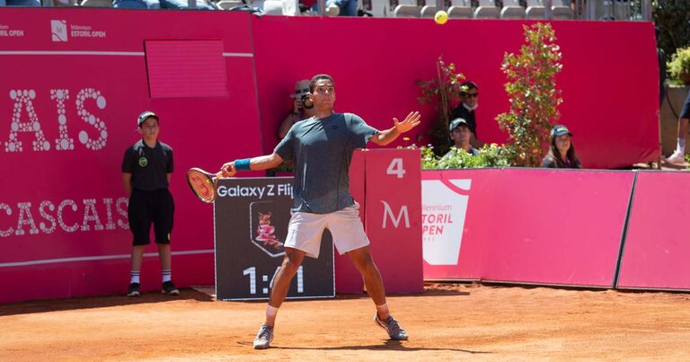 Pedro Araújo eliminado do Estoril Open, mas com prestação TOP