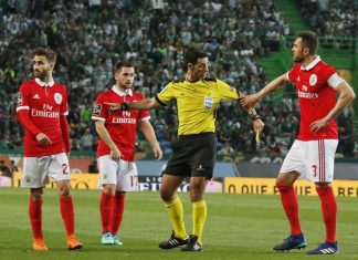 Sporting e Benfica empatam a zero em Alvalade, com o 2º lugar da liga a sorrir à equipa da casa