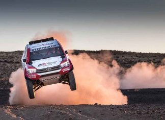 Toyota Hilux e toda a equipa Toyota Gazoo Racing SA a postos para o Dakar 2018