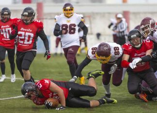 Futebol Americano – Lisboa Devils 51-6 Paredes Lumberjacks.