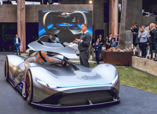 Vision EQ Silver Arrow: Concept Car da Mercedes-Benz apresentado na California O Vision EQ Silver Arrow foi concebido como um veículo elétrico