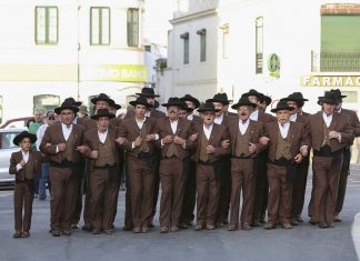 Reguengos de Monsaraz celebra 13.º aniversário da elevação a cidade e distingue cinco Grupos Corais.