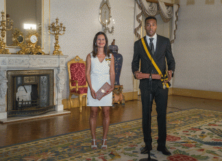 Nelson Évora e Inês Henriques condecorados por Marcelo Rebelo de Sousa Nelson Évora e Inês Henriques