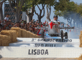 A loucura e a boa disposição invadiram o Parque Eduardo VII com a A Corrida Mais Louca do Mundo. Red Bull