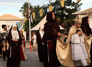 SEGUNDO DIA DO FESTIVAL COLOMBO CONVENCE O PÚBLICO Madeira, Porto Santo