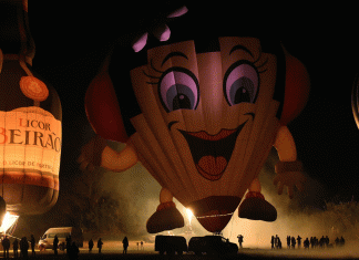 O CÉU ENCHEU-SE DE LUZ E COR COM O II FESTIVAL INTERNACIONAL DE BALONISMO DE CORUCHE Câmara Municipal de Coruche