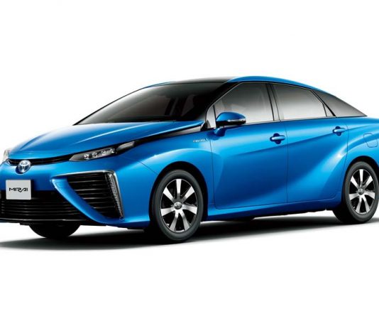 Toyota Mirai testado pelo Parlamento Europeu