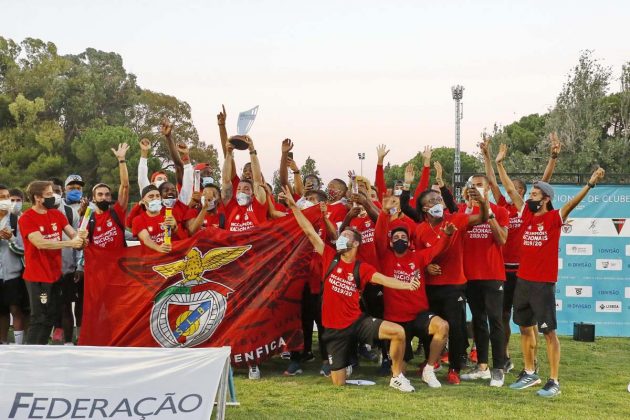 Nacionais de Clubes Benfica e Sporting campeões