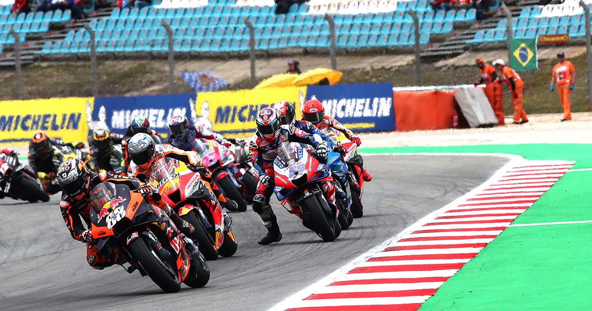 Miguel Oliveira termina Grande Prémio de Portugal de Moto GP em 5.º lugar.  Quartararo vence corrida