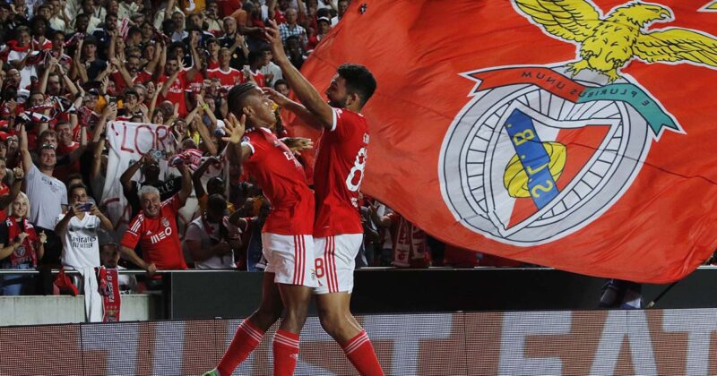 Benfica venceu o Dínamo de Kiev