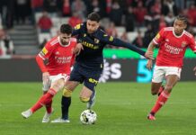 Benfica venceu o Famalicão e deu mais um passo em direção ao título Benfica venceu o Famalicão