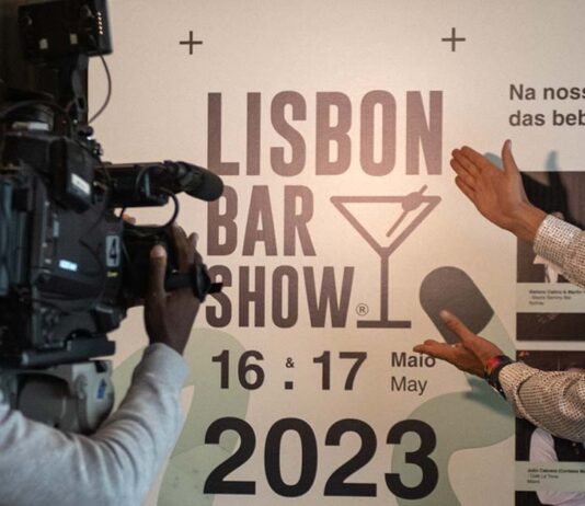 Lisbon bar show
