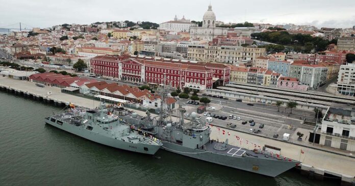 Marinha exercício Espanha Itália